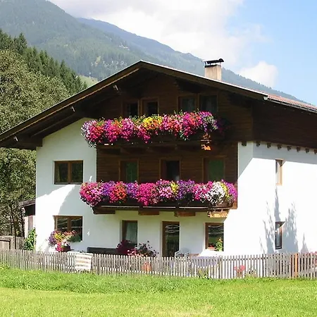 Apartment Haus Gabi *